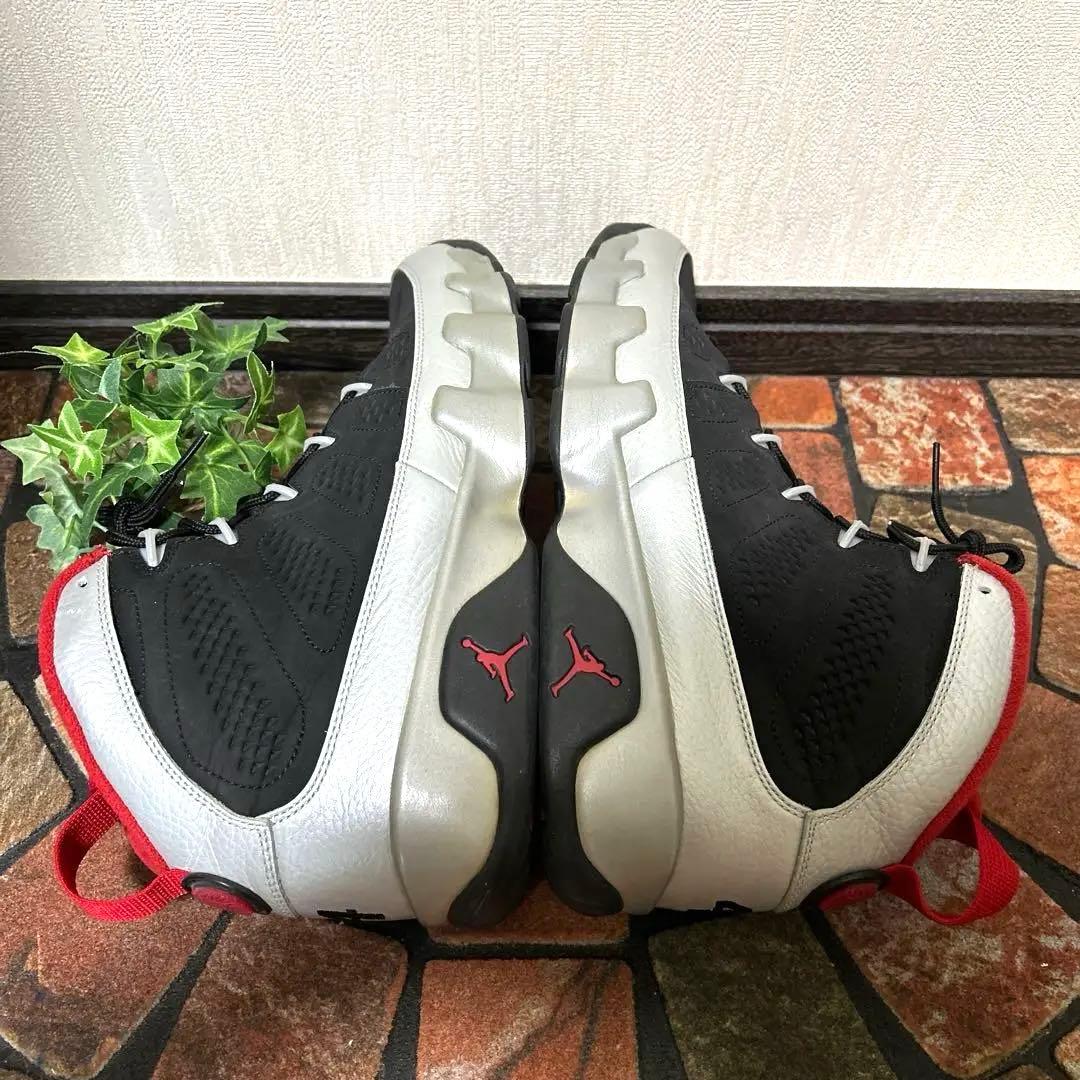 【NIKE AIR JORDAN 9 RETRO JOHNNY KILROY】