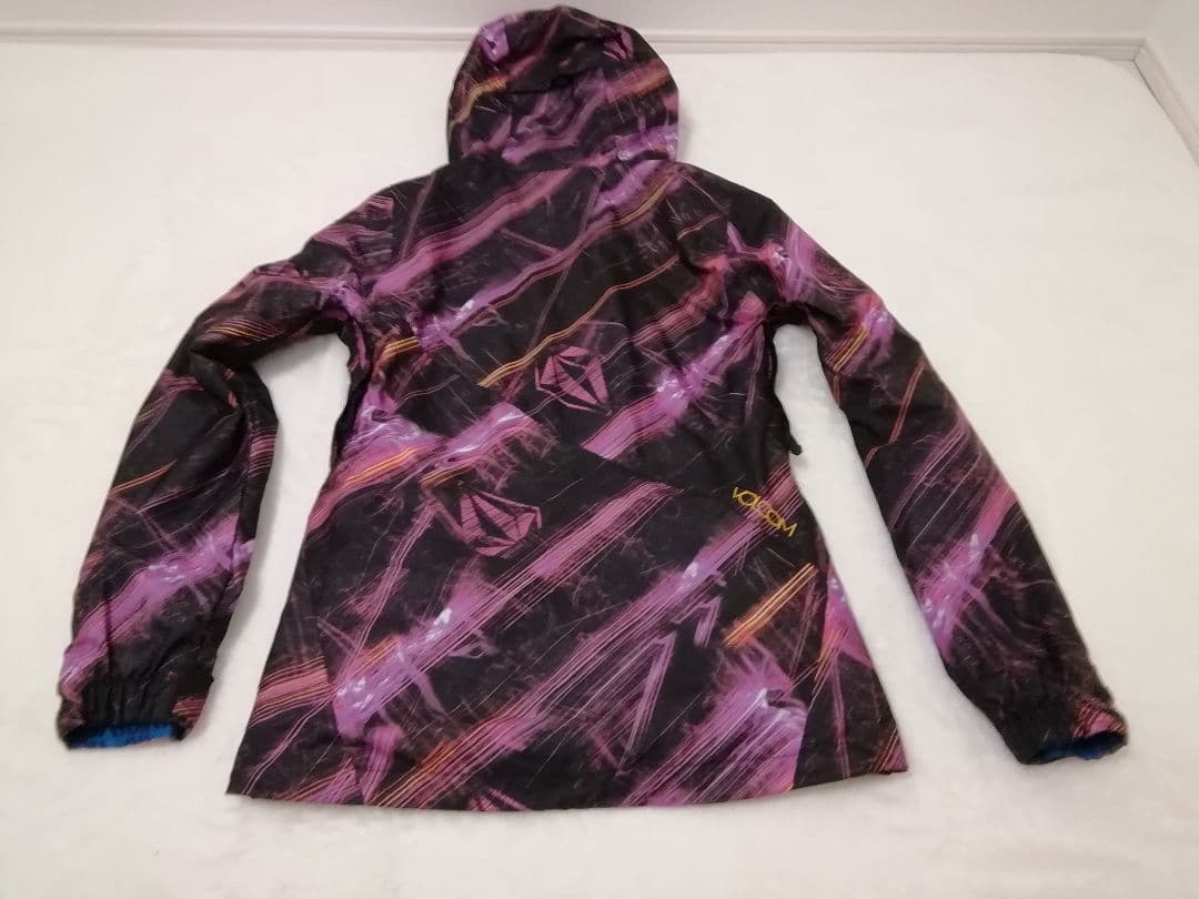 ◇VOLCOM　ZIP-TECH搭載の上下セット◇