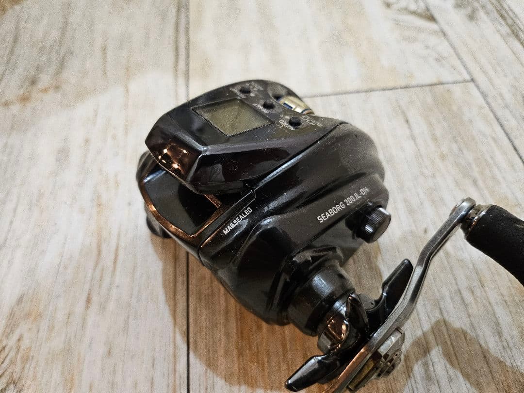 DAIWA 22シーボーグ200JLダブルハンドル
