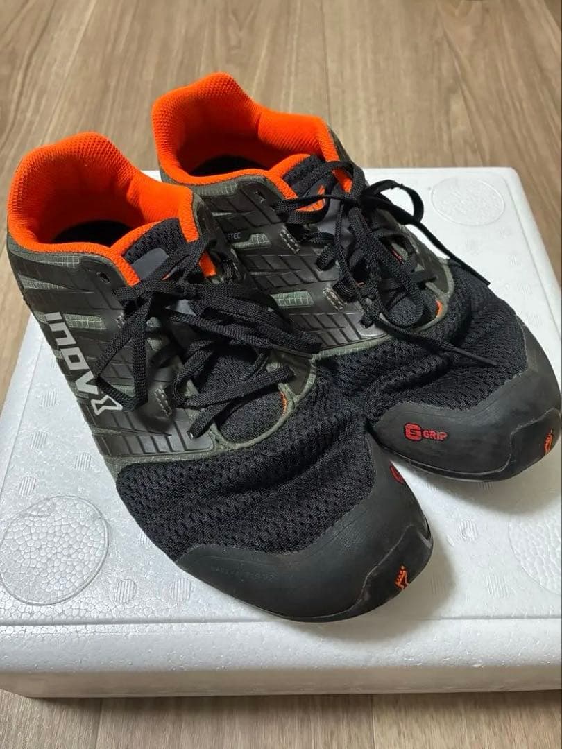 inov-8 BARE-XF 210 V2 28.5cmイノヴェイト　inov8