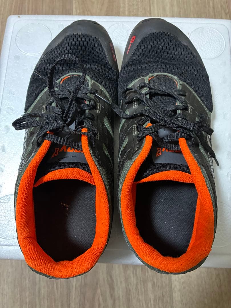 inov-8 BARE-XF 210 V2 28.5cmイノヴェイト　inov8