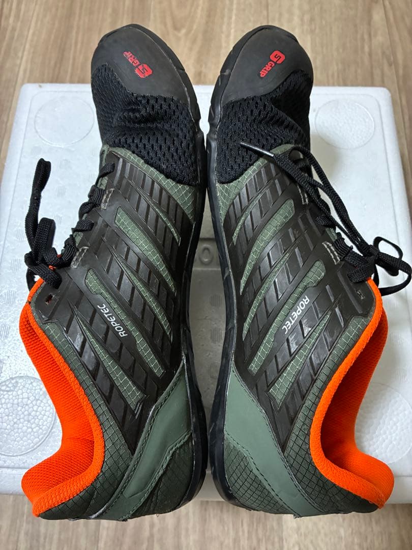inov-8 BARE-XF 210 V2 28.5cmイノヴェイト　inov8