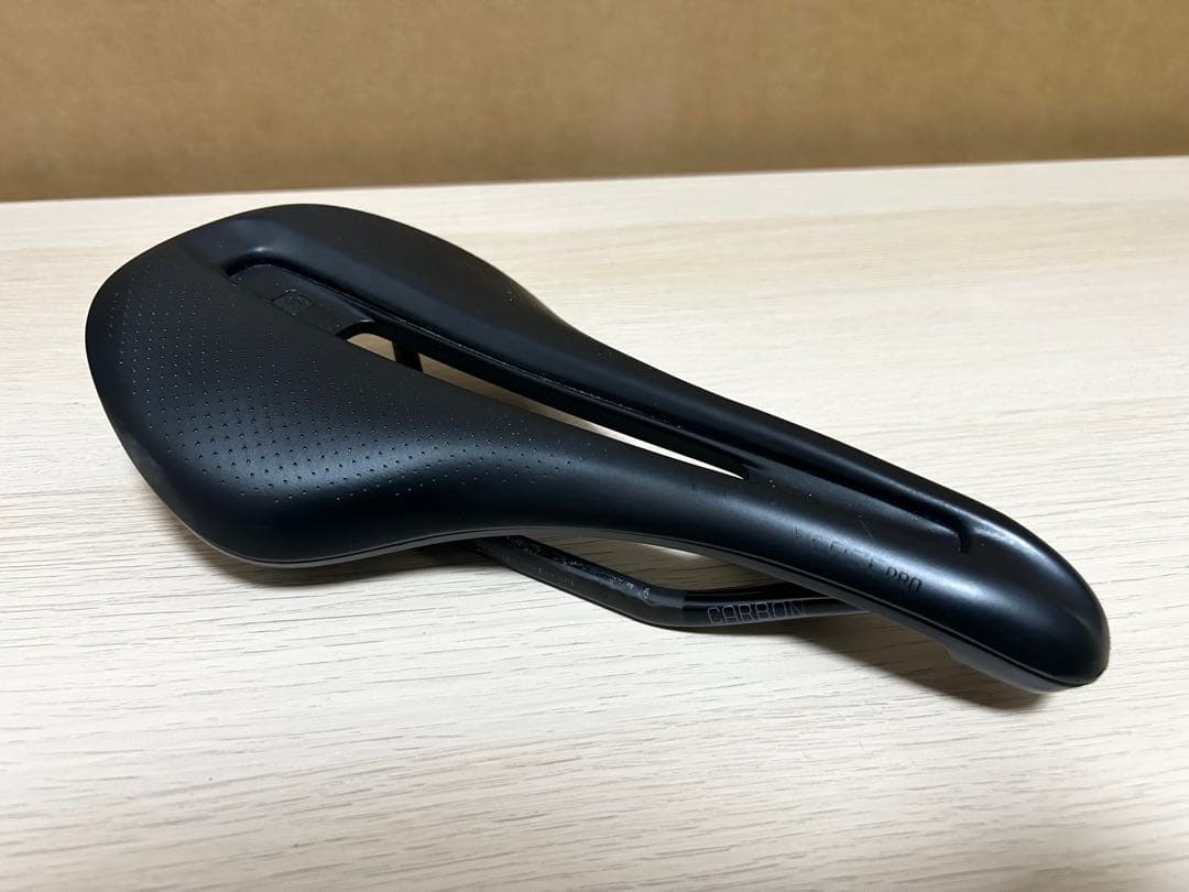 ボントレガー verse pro カーボンサドル