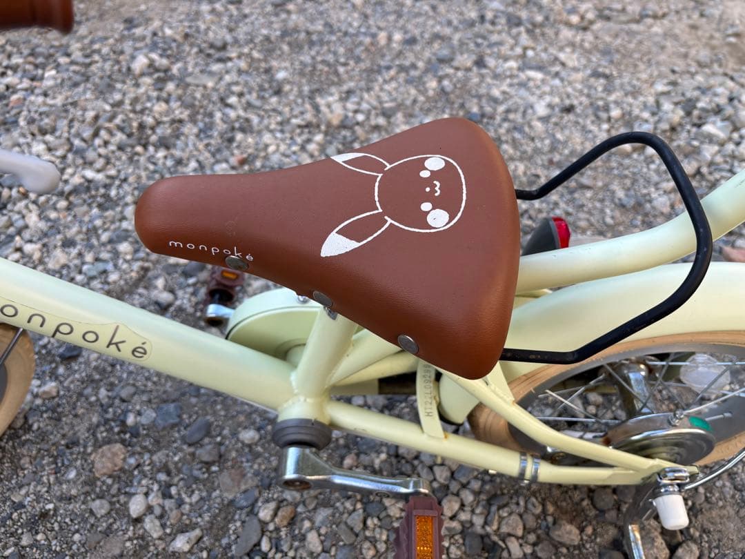 再出品monpokeモンポケ自転車　12インチ 色クリーム