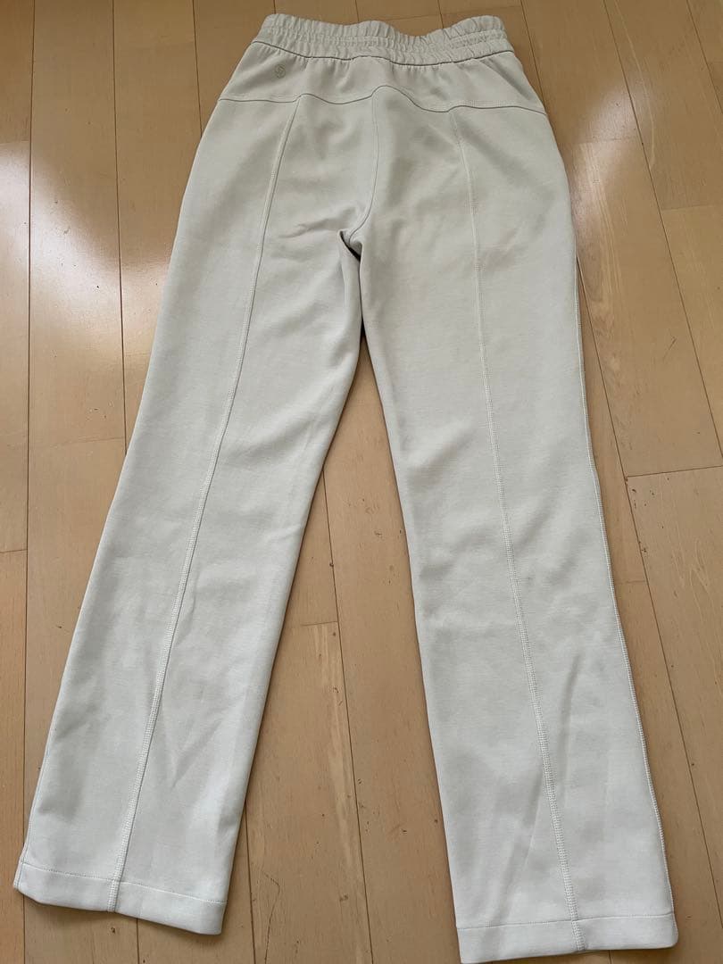 lululemon パンツ