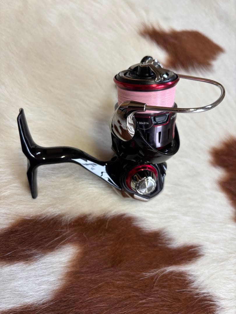 美品 ダイワ 23月下美人 LT1000S 箱付き DAIWA スピニングリール