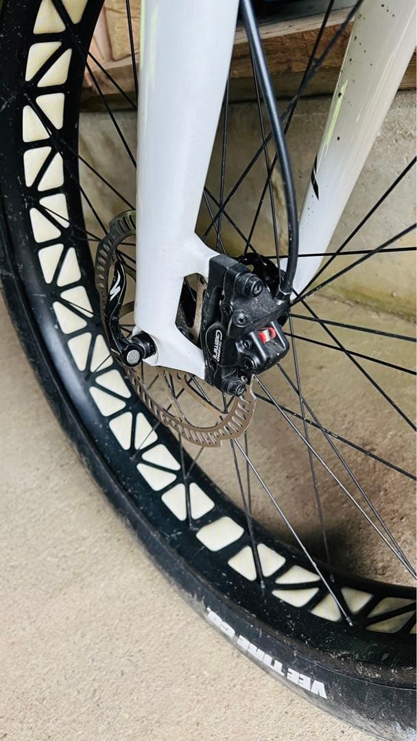 スリックタイヤ　ファットバイク　リジット　ショップ　メンテナンス済み