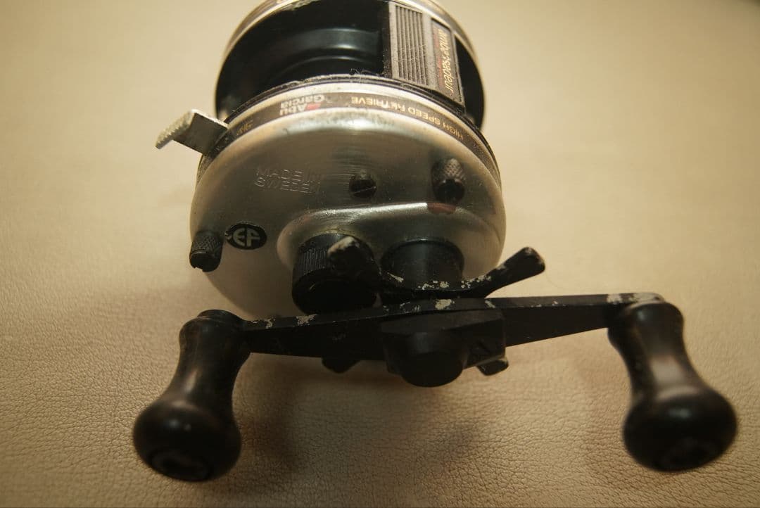 abu ambassadeur 4500CB　オールドベイトリール