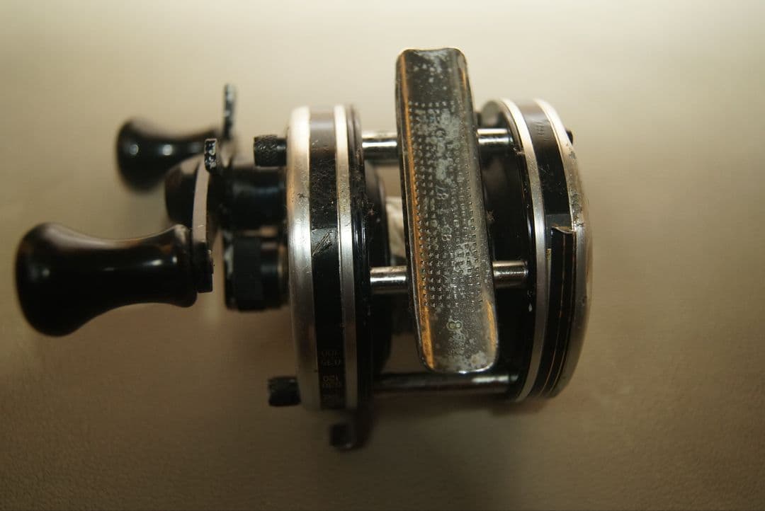 abu ambassadeur 4500CB　オールドベイトリール
