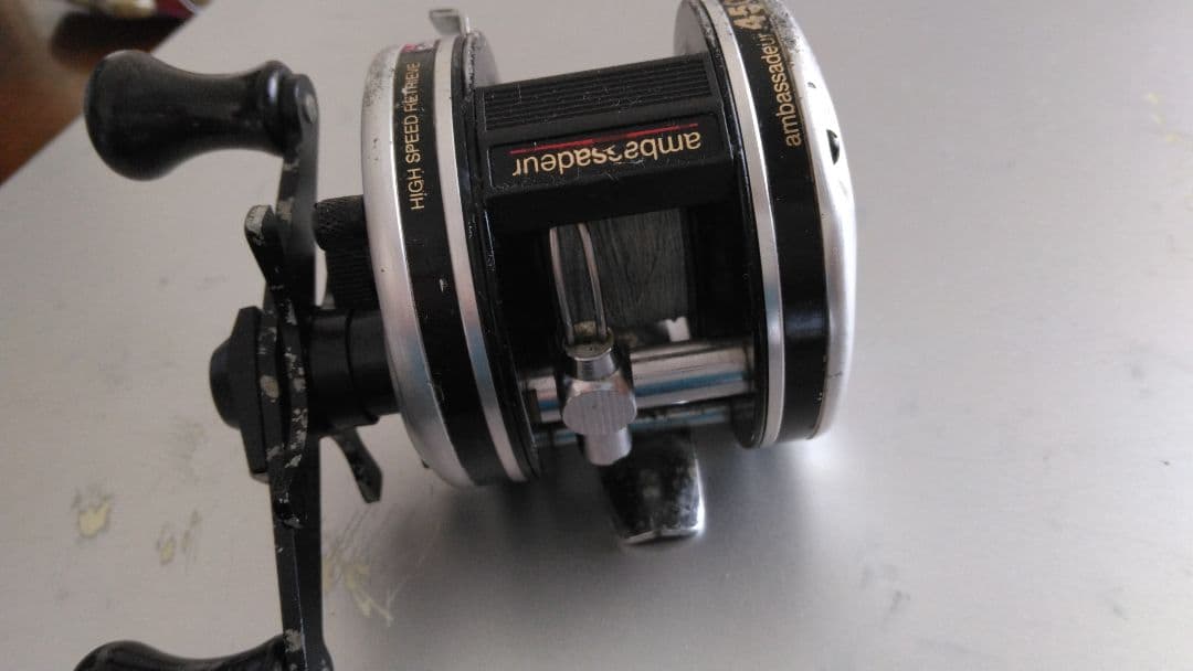 abu ambassadeur 4500CB　オールドベイトリール
