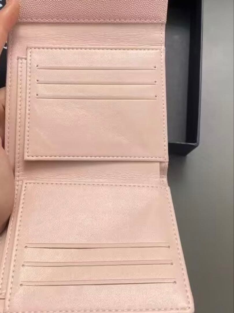 CHANEL ピンク キルティング 三つ折り財布 クラシック マトラッセ