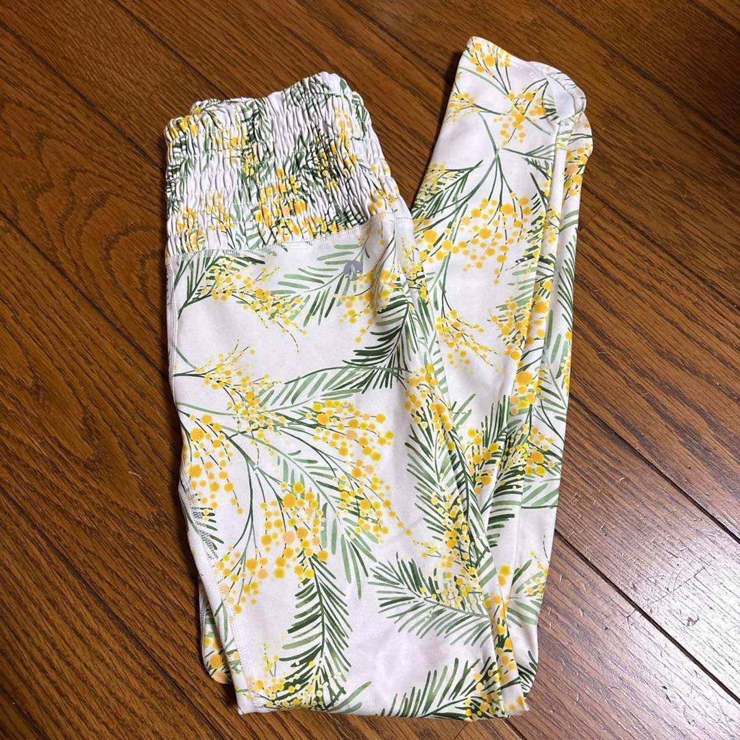完売品★美品★SUKALA スカーラ ブラトップ レギンス セット S ミモザ
