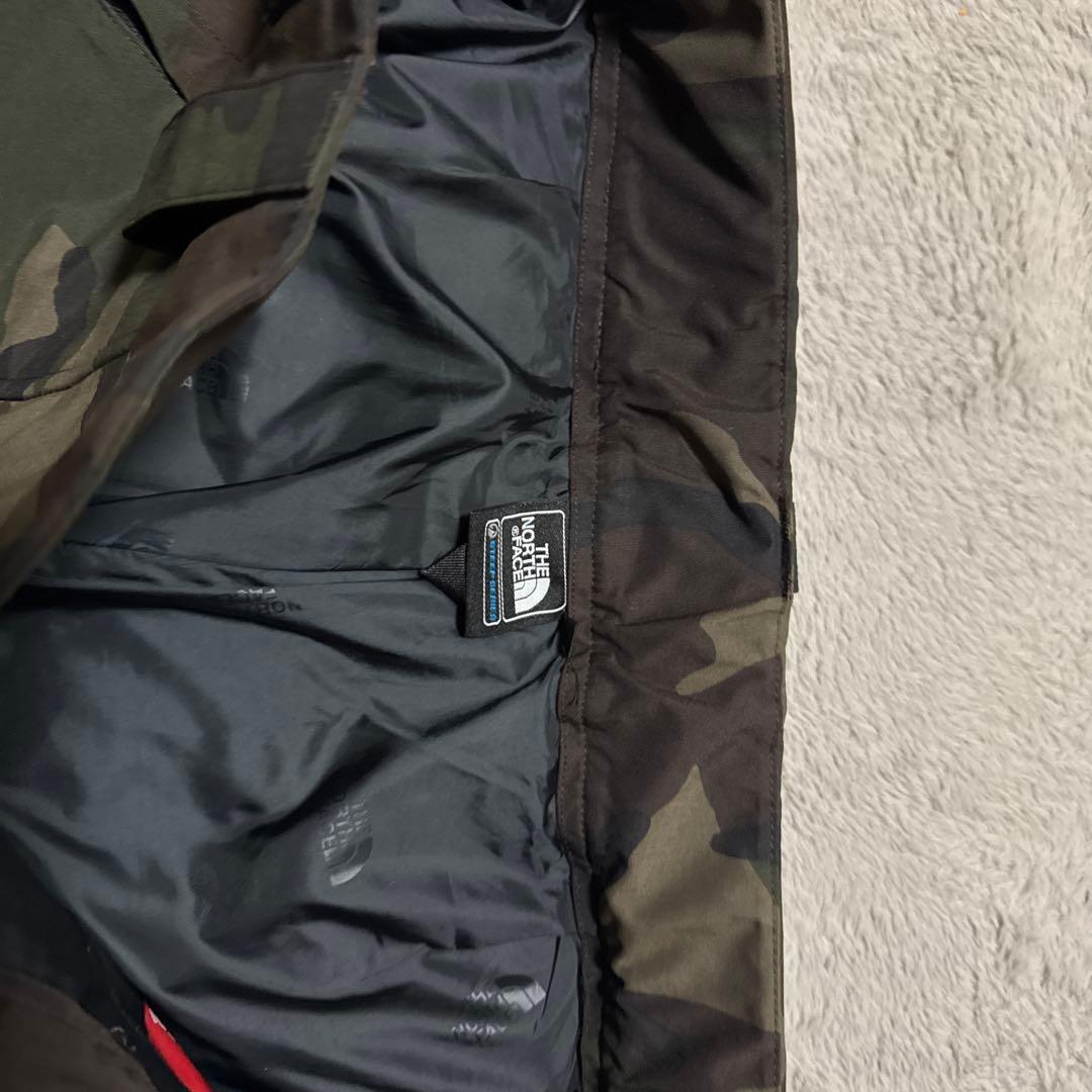 The North Face カモフラージュ スノーボードパンツ