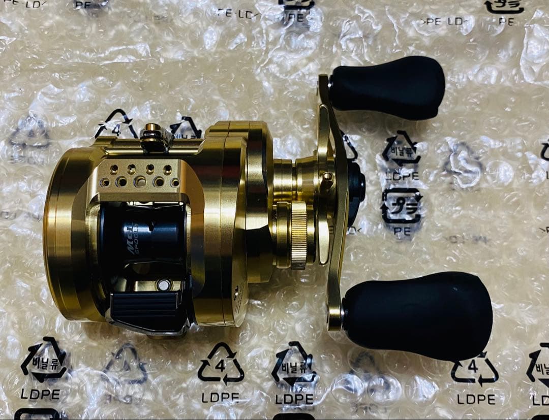リール SHIMANO 22CALCUTTA CONQUEST 200XG