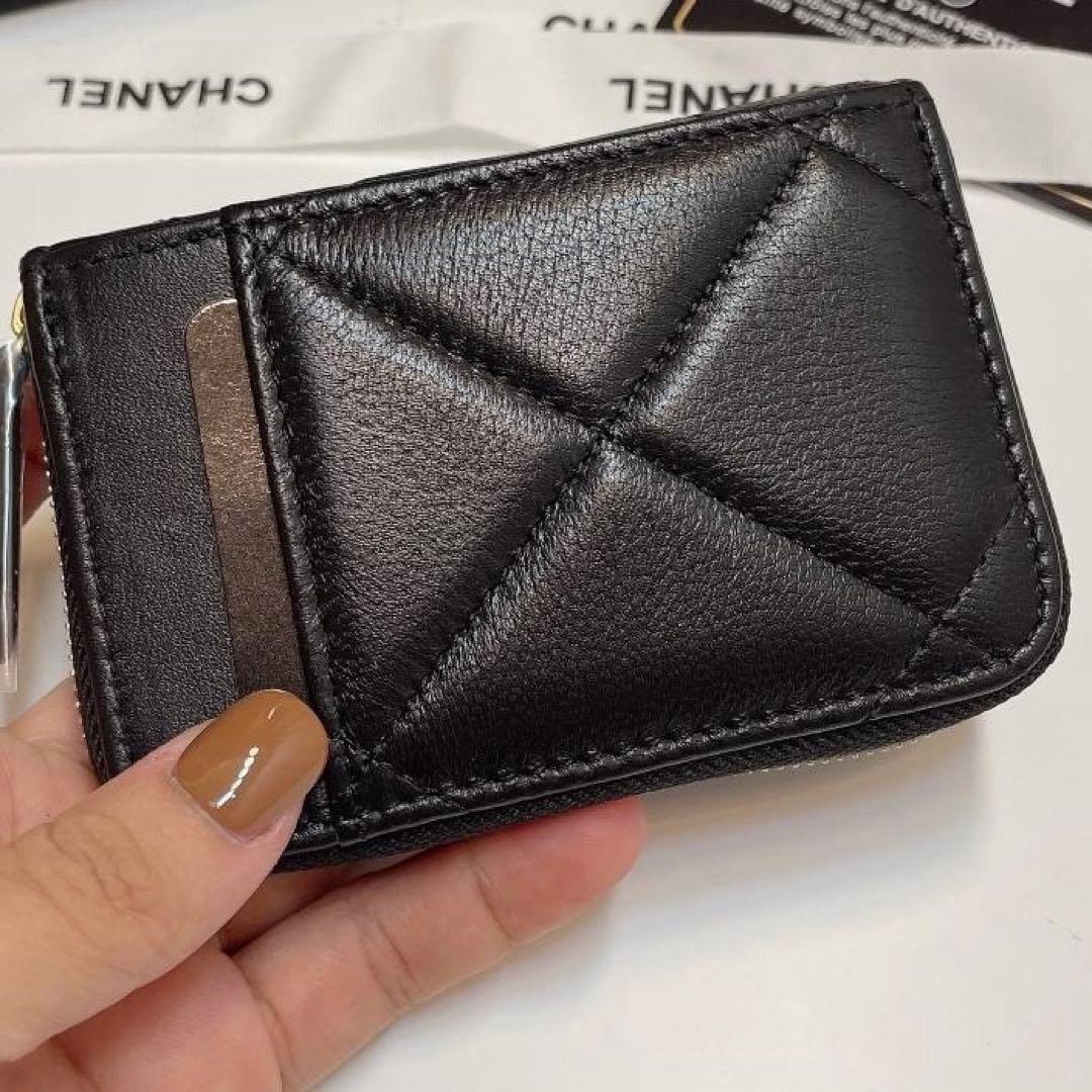 【大人気】希少✨CHANEL フラグメントケース ケース　ノベルティ