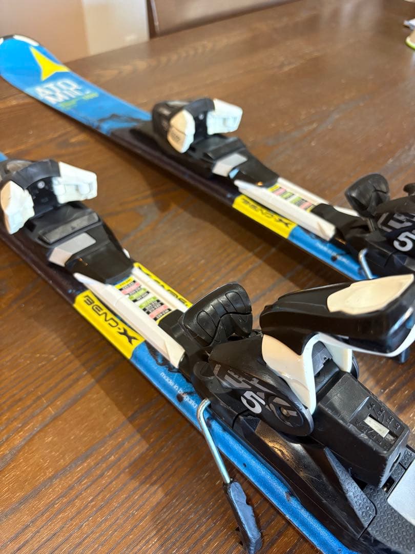 ATOMIC Junior 100 スキー 板　おまけ　Dragonゴーグル