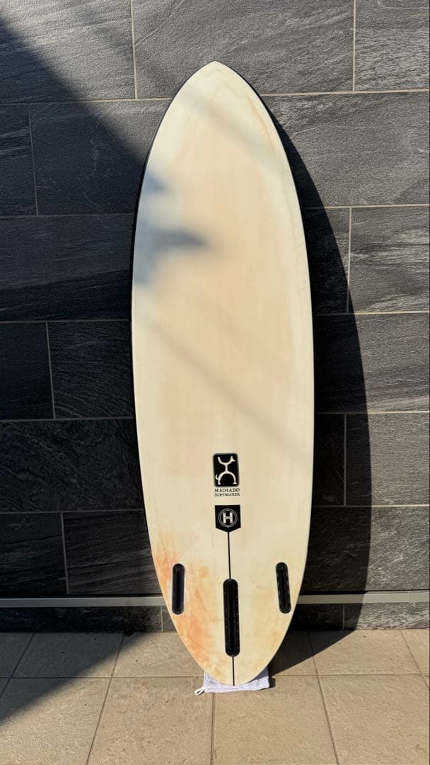 【FIREWIRE】 SUNDAY 5’9’’ ロブマチャドキールフィン付