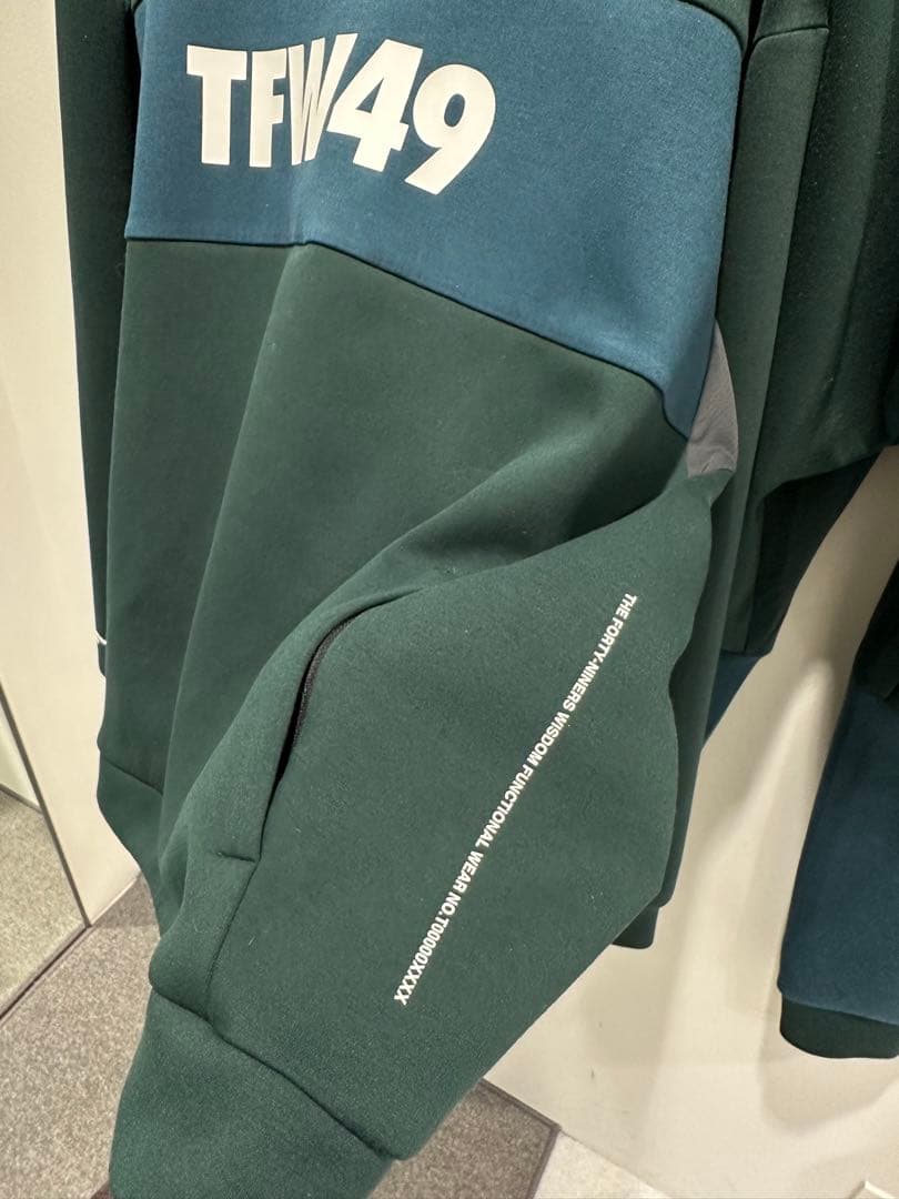 TFW49 ⛳️セットアップ　フーディXL ボトムL