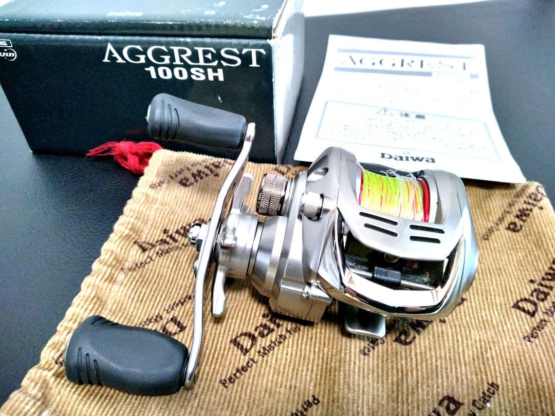 【美品特価】ダイワAGGREST 100SH右巻き ベイトリール鯛ラバラバージグ