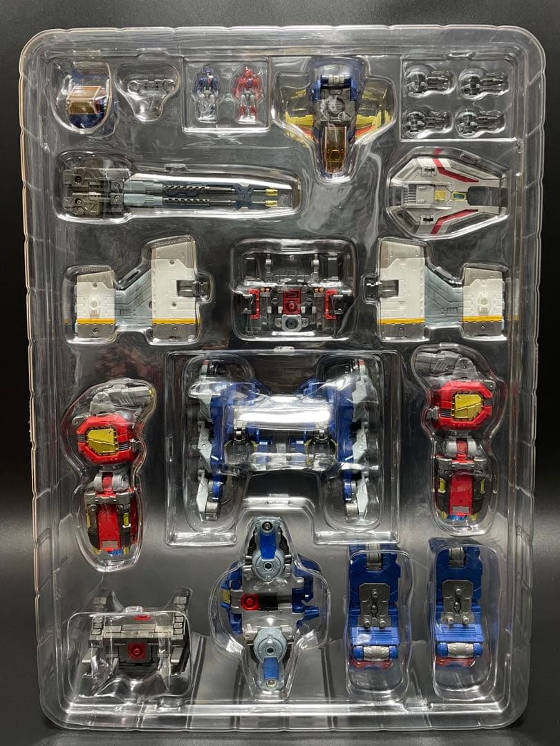 ダイアクロン　バトルコンボイ、パワードグレイター、鎧装強化ウェポンセット