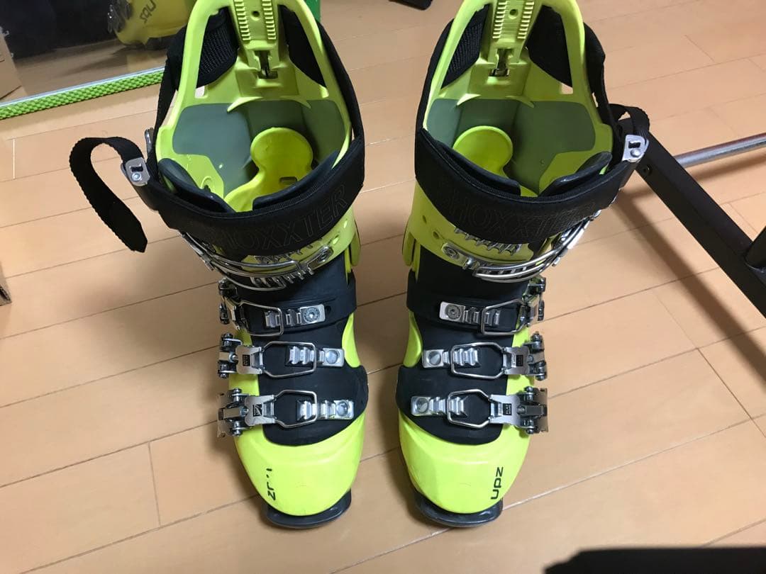 UPZブーツRC12ソール長279mm シェルのみ