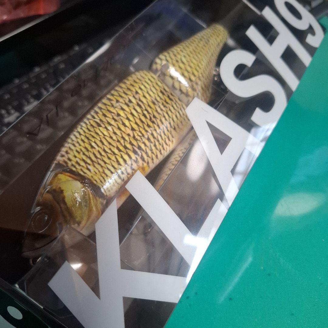 限定色　 DRT クラッシュ ナイン　GoldenShiner 　新品