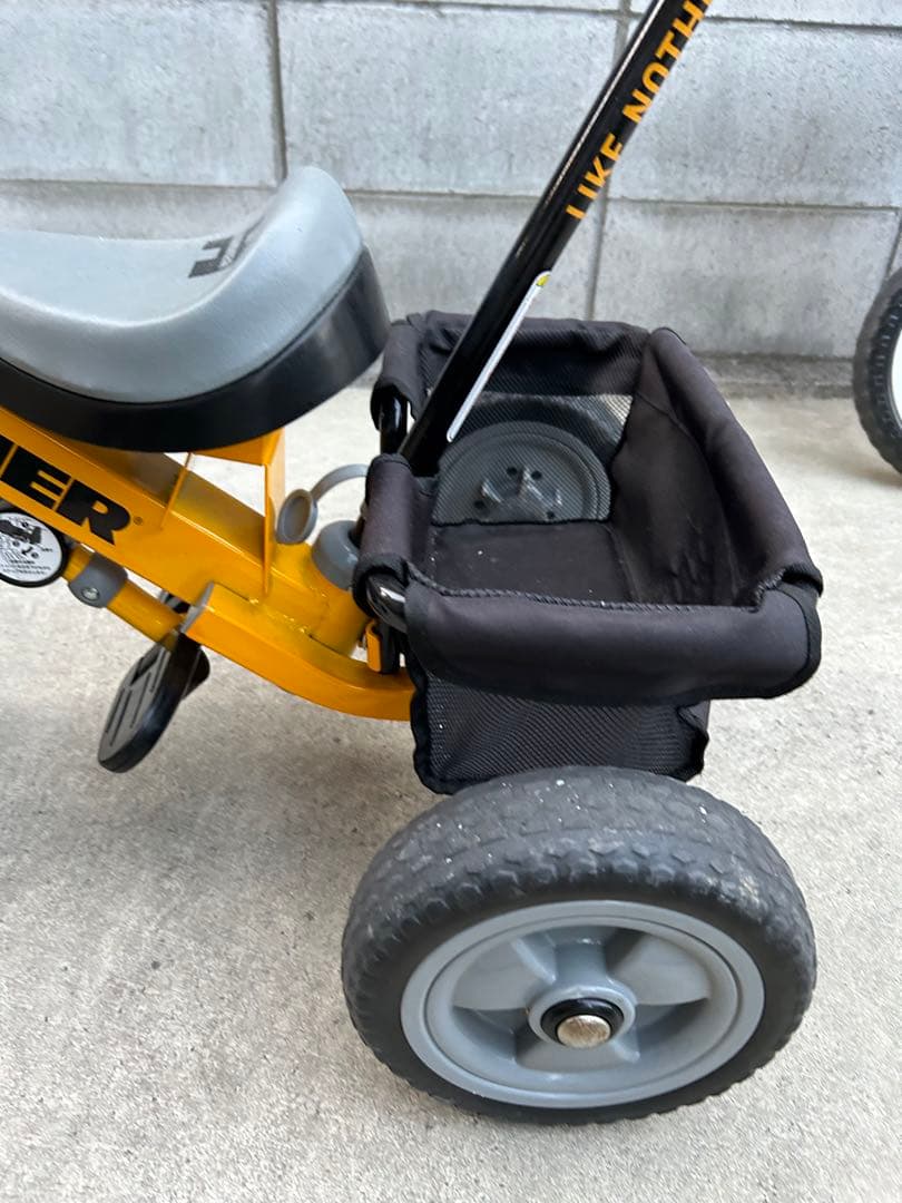 ハマー　三輪車
