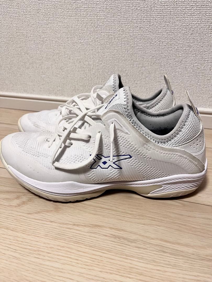 ASICS GLIDE NOVA ホワイト バスケットシューズ