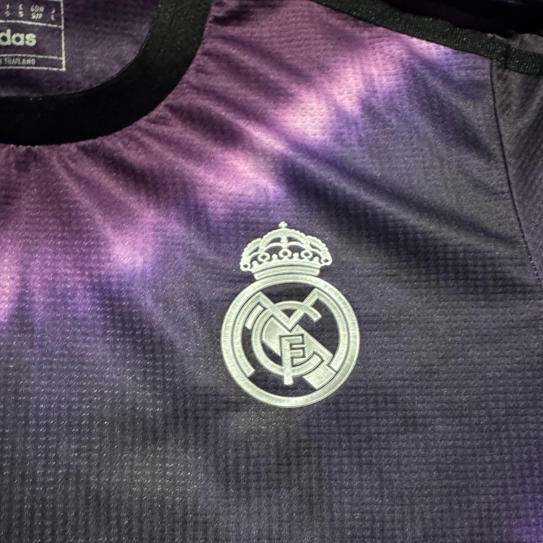 adidas × レアル・マドリード CNY限定 半袖Tシャツ 希少デザイン