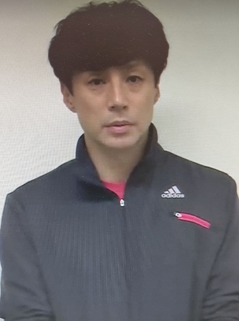 adidas〈東山紀之さん着用 〉薄手　 スポーツウエア
