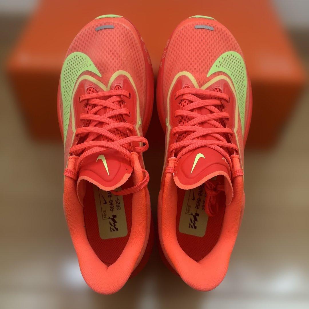 NIKE ウィメンズ ズームフライ 6 新品未使用　24cm
