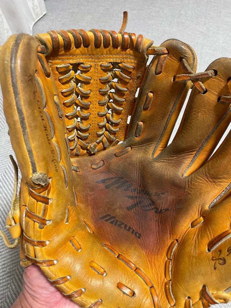 Mizunoプロ 軟式内野グローブ 右投げ用 ブラウン　値下げ