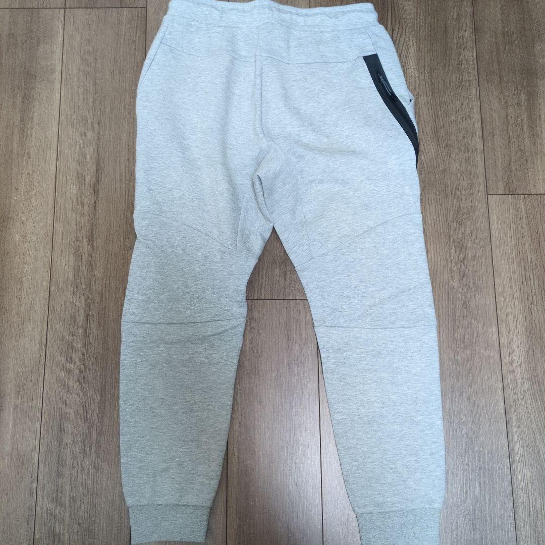 Nikeテックフリース　L