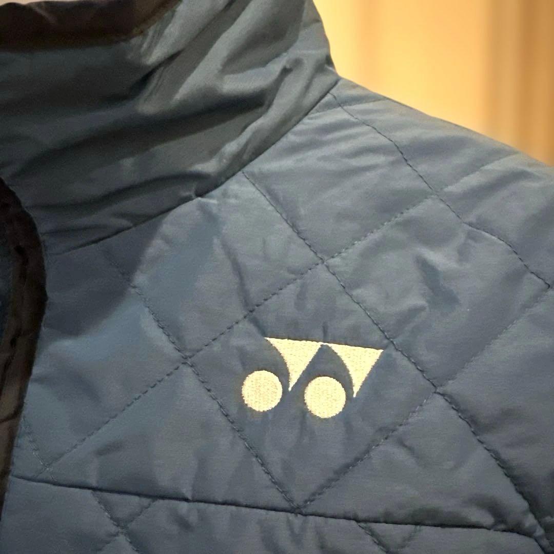美品　ヨネックス YONEX テニスウェア 中綿ジャケット　Oサイズ