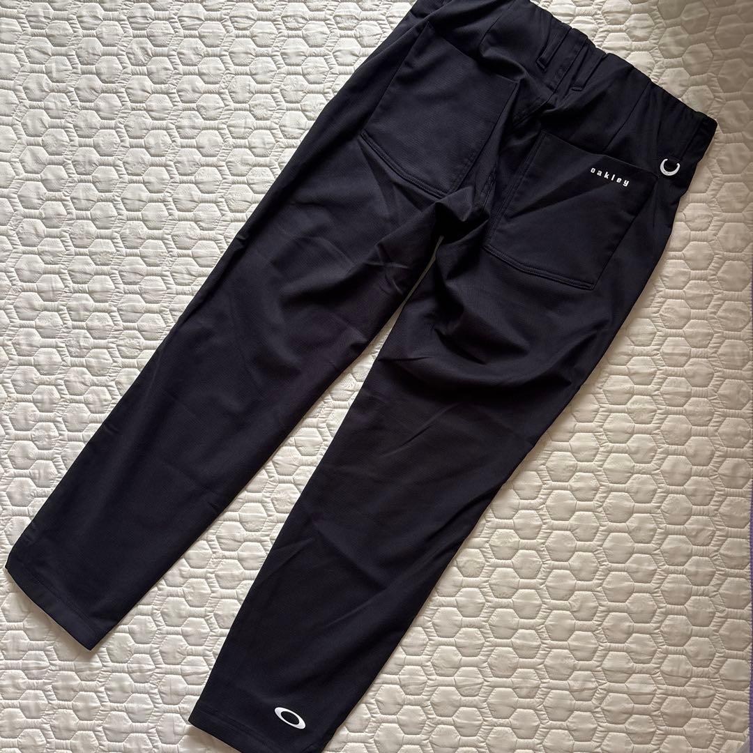 L 早い者勝ち❣️新品14300円オークリー /レディース/ストレッチパンツ/黒