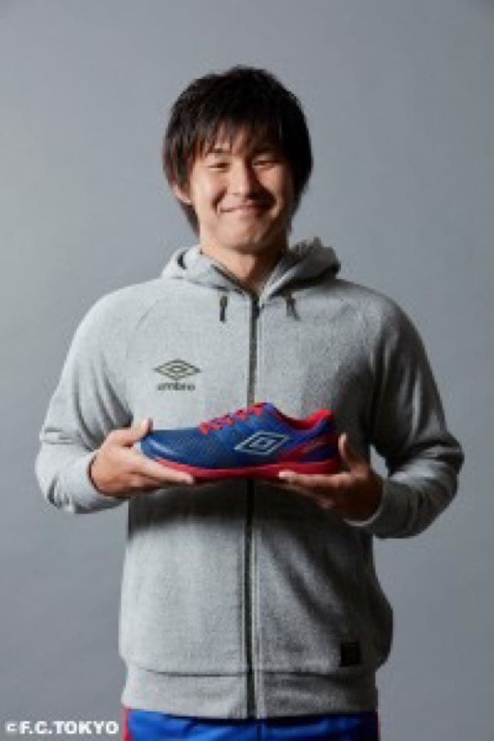 FC東京 UMBRO アクセレイターオフ ピッチ トウキョウ