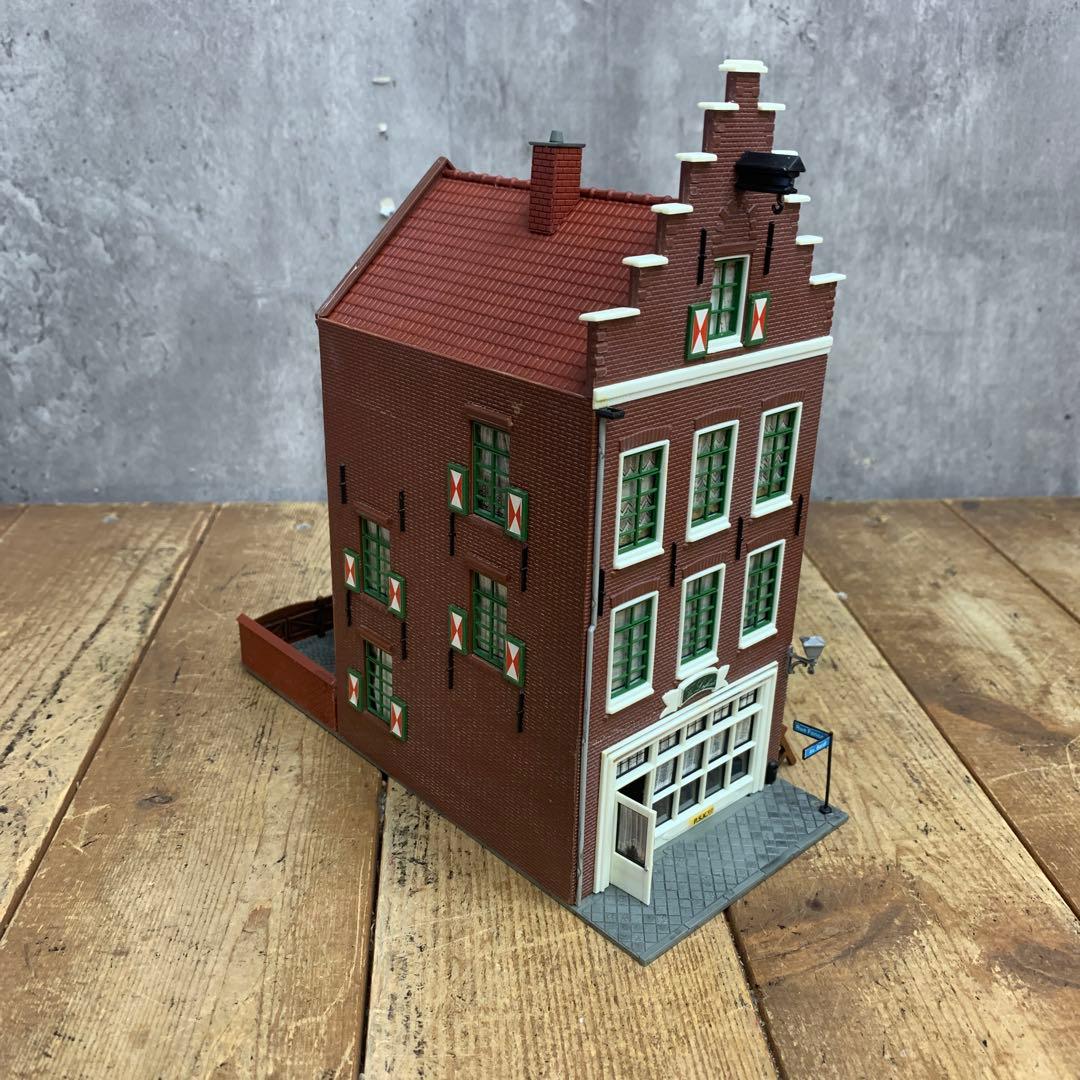 3F POLA HOゲージ 1/87 「Simons Pilsbar」 欧州建築