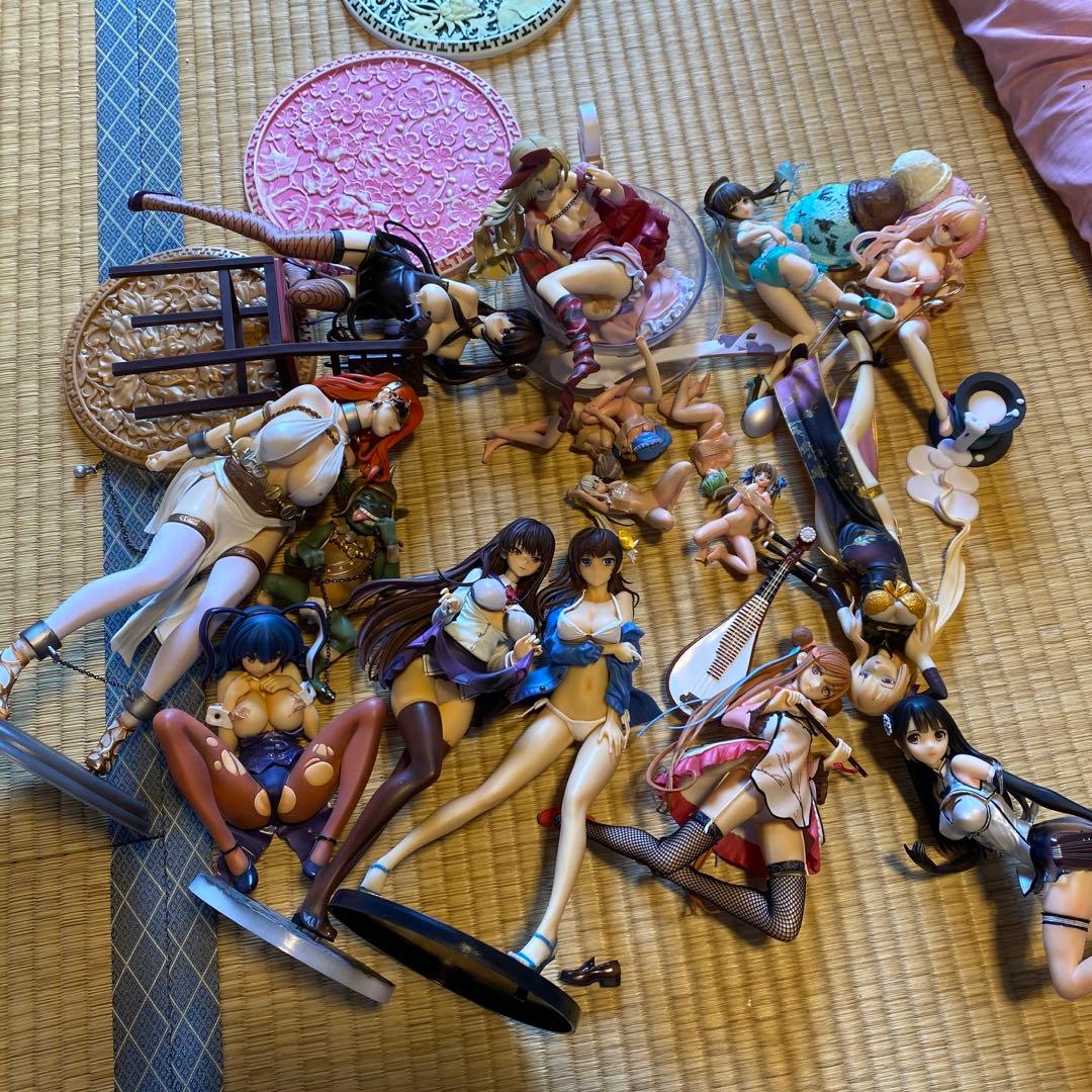 12 キャストオフ可　美少女フィギュア　+5ミニフィギュア