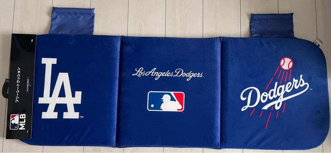 ラスト1点　新品　ドジャース シートクッション　フリーシートクッション3点セット