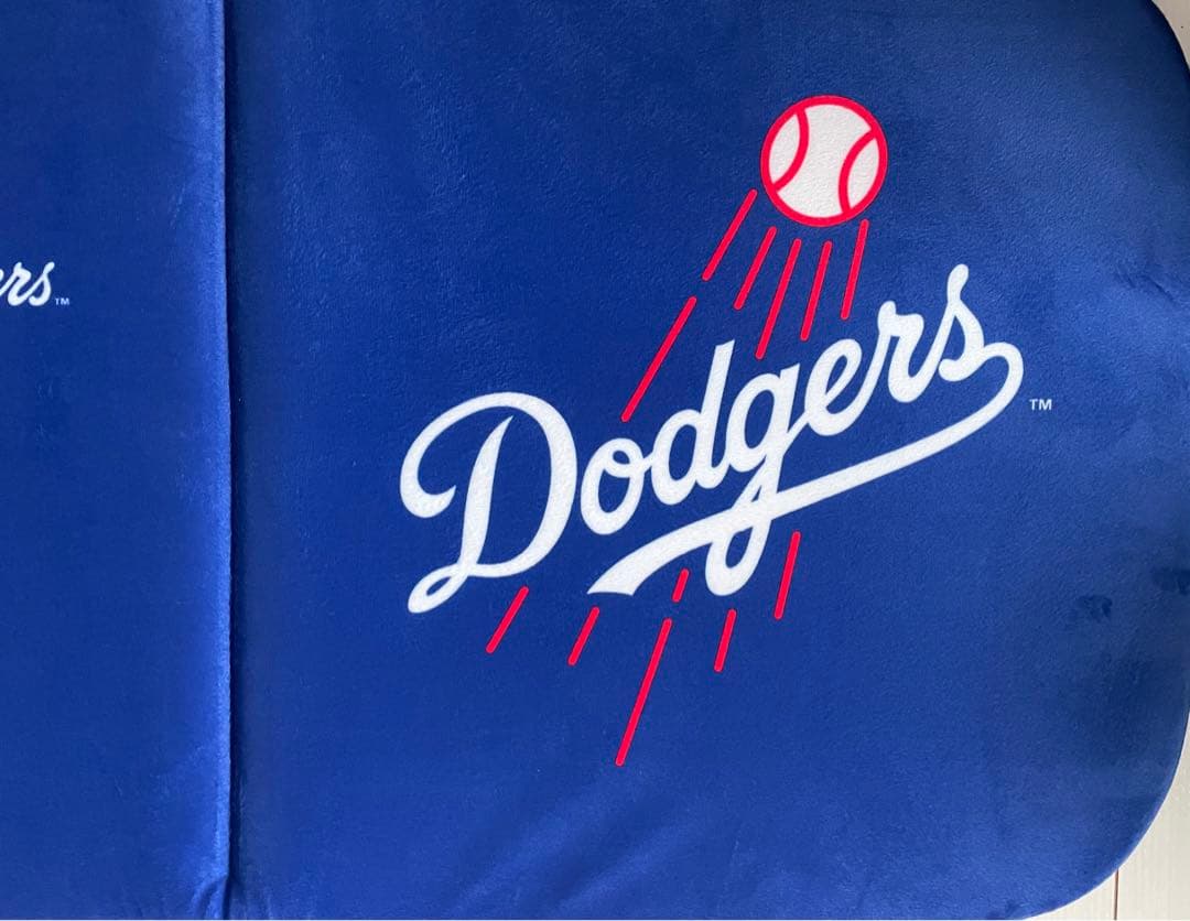 ラスト1点　新品　ドジャース シートクッション　フリーシートクッション3点セット