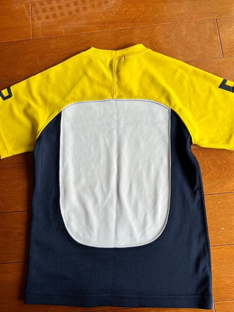 美品　リベルタ　サッカースクール　ユニフォーム　115センチ