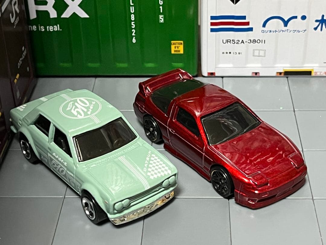 カラーサンプル ヤリス ホットウィール シビック 180SX ダットサン トミカ