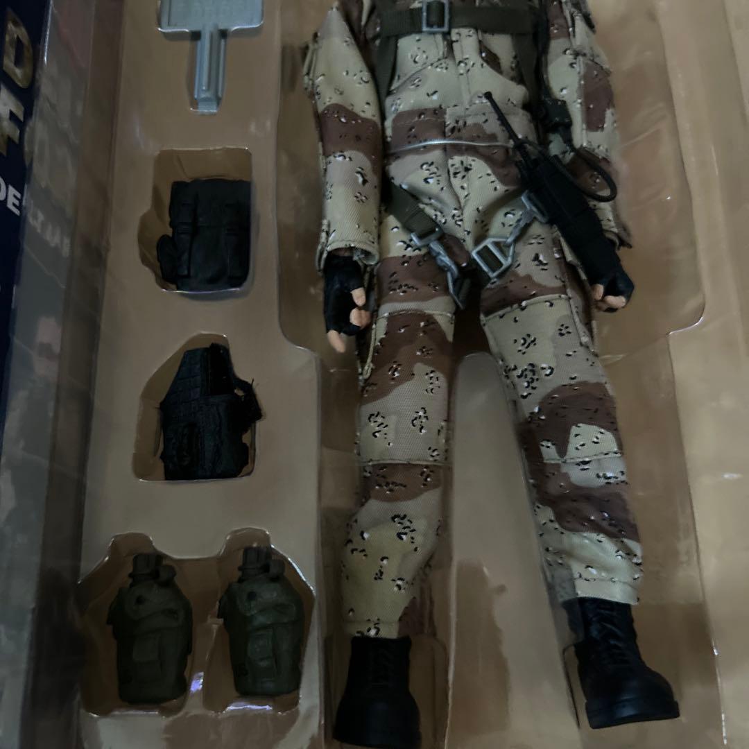 【即購入ok!!】DELTA FORCE ”STRIKER” 1/6 フィギュア