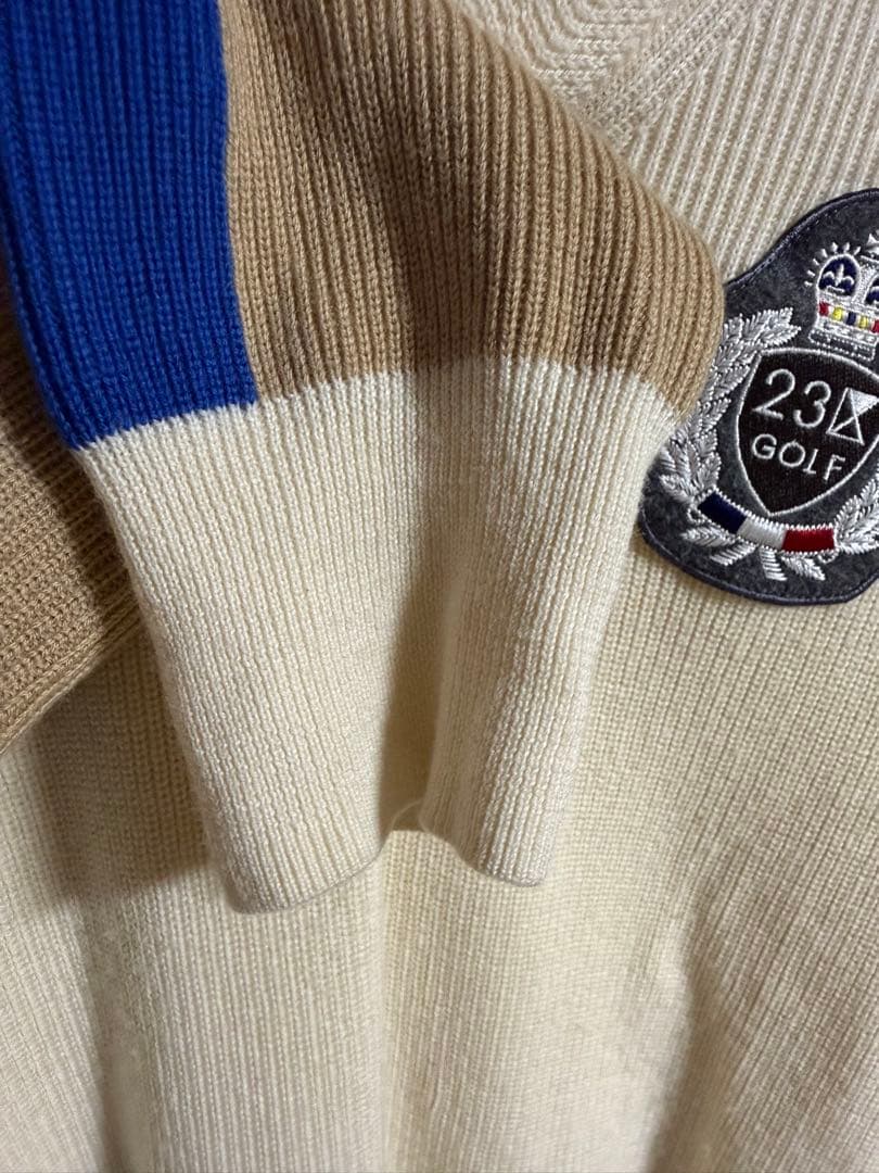 23区 GOLFニジュウサンクゴルフ Vネック ニットセーター ホワイト系
