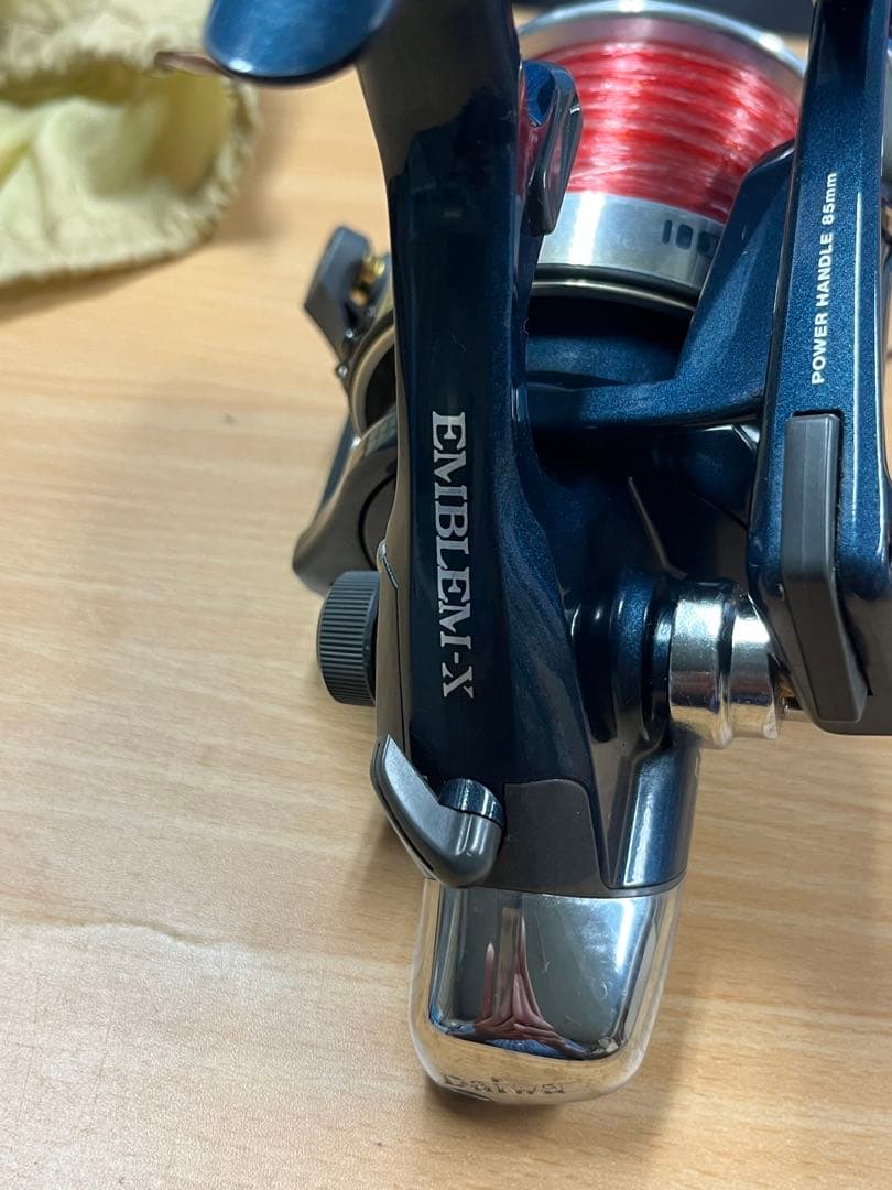 Daiwa EMBLEM-X 5000A フロントスプールリール
