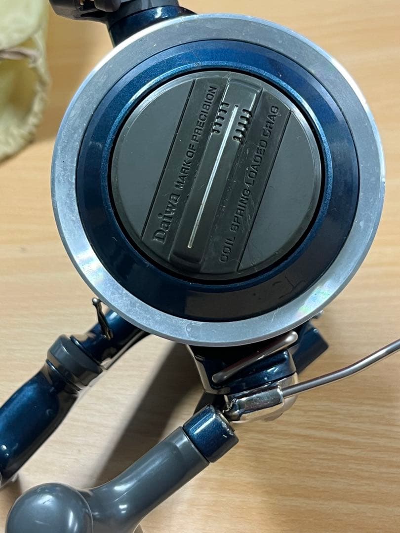 Daiwa EMBLEM-X 5000A フロントスプールリール