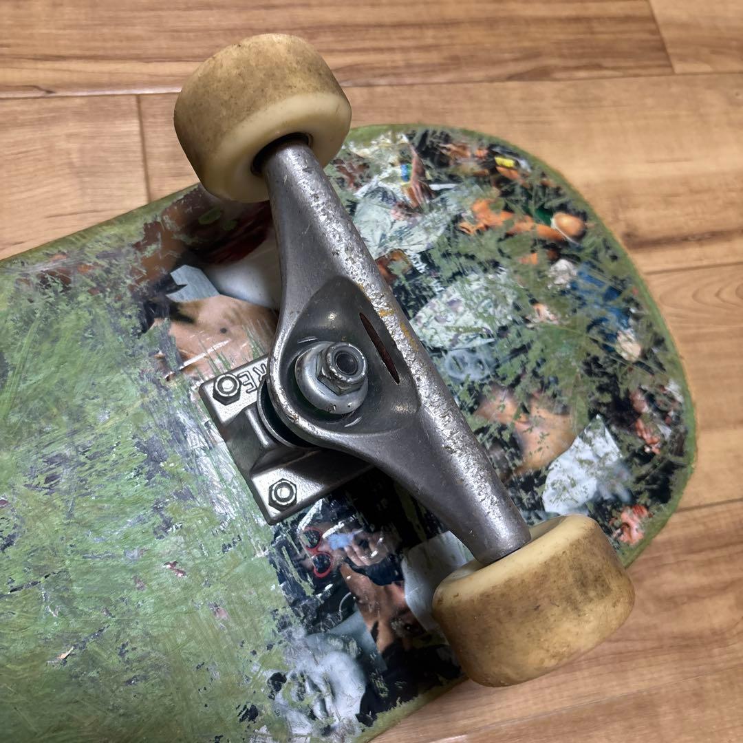 Fucking Awesomeスケボーデッキ8.0