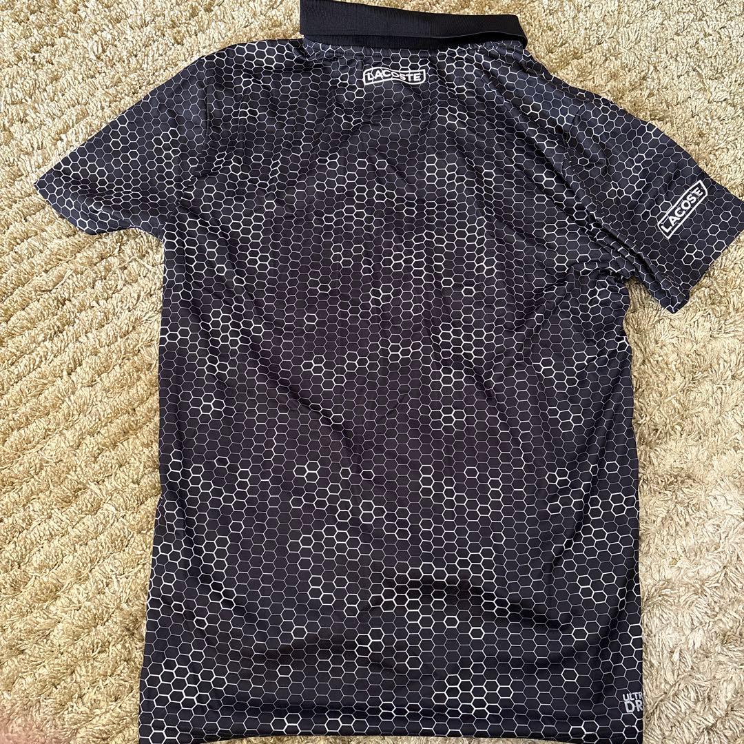 Lacoste 六角形パターン ポロシャツ