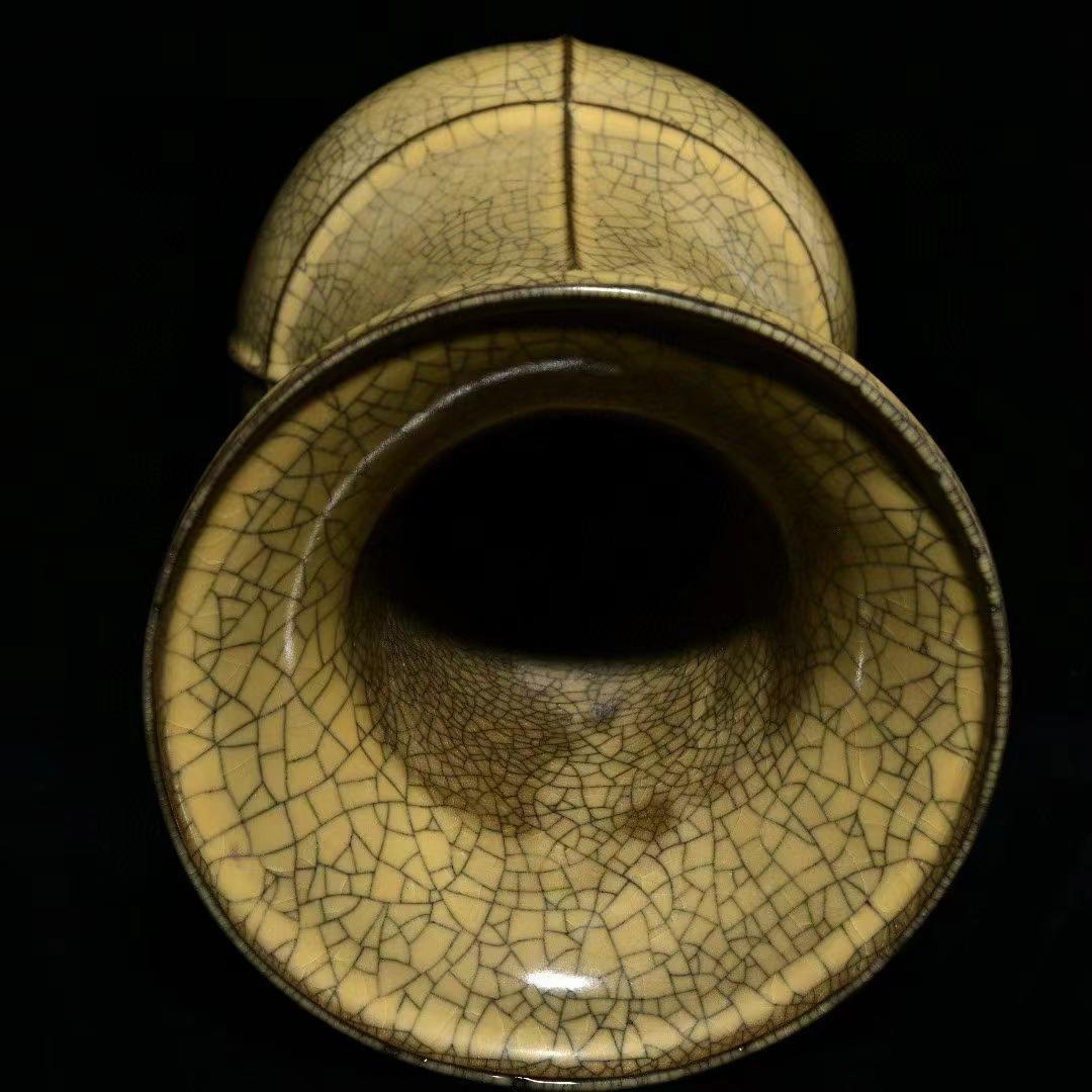 中国古美術・旧蔵陶磁器如意瓶・18x38cm・茶道具・案頭・置物・文房具・賞物
