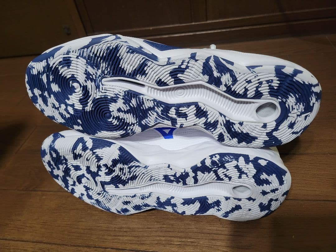ウェーブトランジスタ バスケットボールシューズ 28cm
